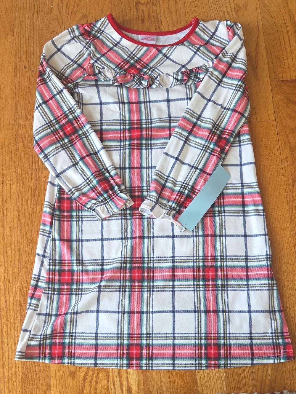 Wondershop White paid long sleeve nightgown with red trim